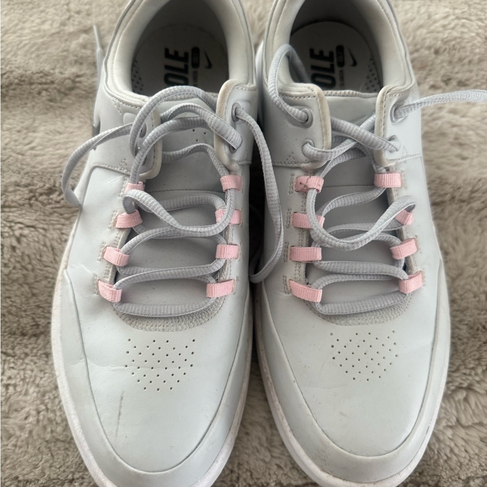 Nike golf shoes gray and pink size 9.5